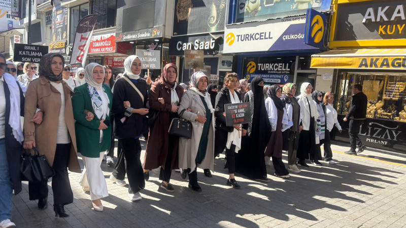 AK Parti Kadın Kolları, Gazze için sessiz çığlık oldu