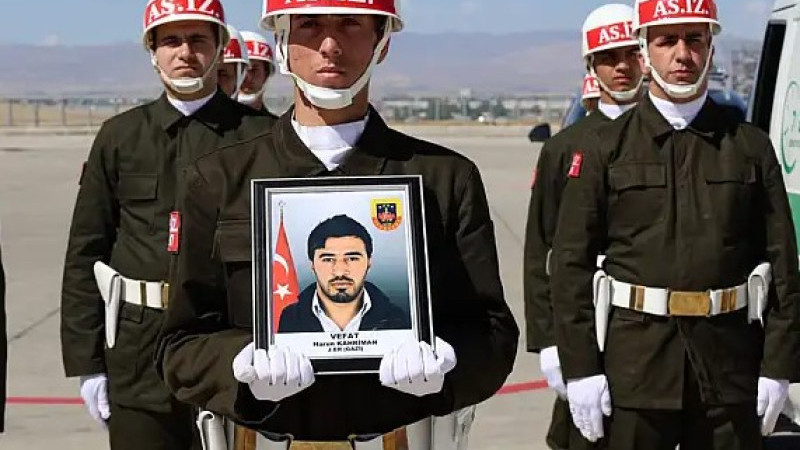 Ağrılı Gazi Harun Kahriman son yolculuğuna uğurlandı