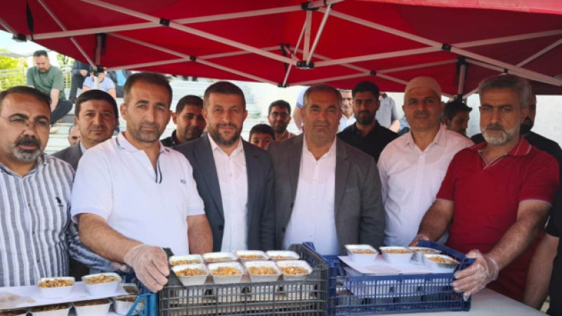 Patnos Esnaf Odasından  Aşure ikramı