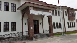 Patnos’ta kütüphane önlemlerle açıldı