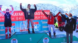 Ağrı’lı  Berfin Balkis Türkiye Şampiyonu Oldu