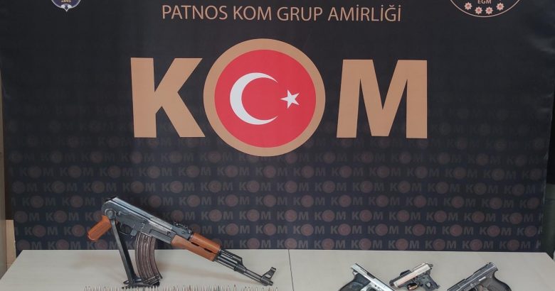  Patnos’ta silah kaçakçılarına operasyon