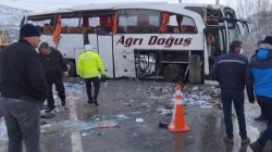 Ağrı’da Otobüs Kazası, 12 Yaralı