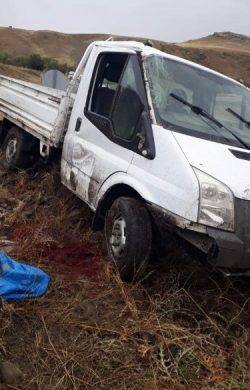 Tutak’ta devrilen kamyonetteki 1 kişi öldü, 2 kişi yaralandı