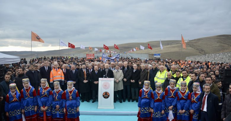  Ağrı-Hamur-Tutak-Patnos kara yolu ulaşıma açıldı