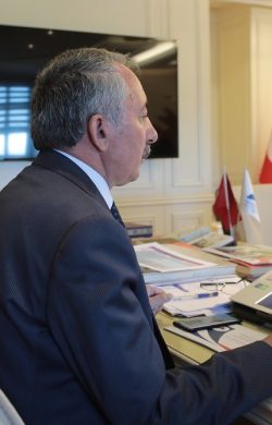 Prof. Dr. Karabulut, Patnos Meslek Yüksekokulu’nda bilgisayar laboratuvarı’nın açılışını yaptı