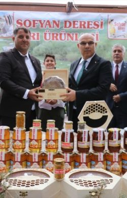 Ağrı’da Geven Balı festivali başladı