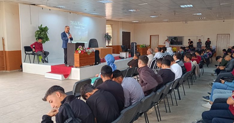  Patnos 15 Temmuz Şehitleri Anadolu İmam-Hatip Lisesi’nde Mevlidi Nebi Programı Düzenledi