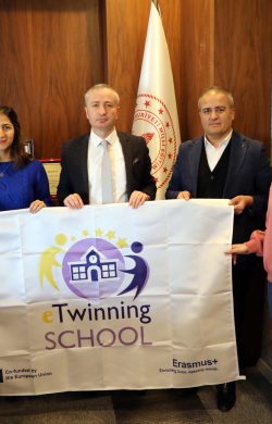 Ağrı Hüseyin Celal Yardımcı Fen Lisesine eTwinning okul etiketi verildi