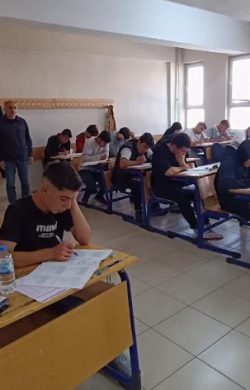Ağrı’da “Üniversite Sınavına Hazırlık Kampı” başarıyla devam ediyor